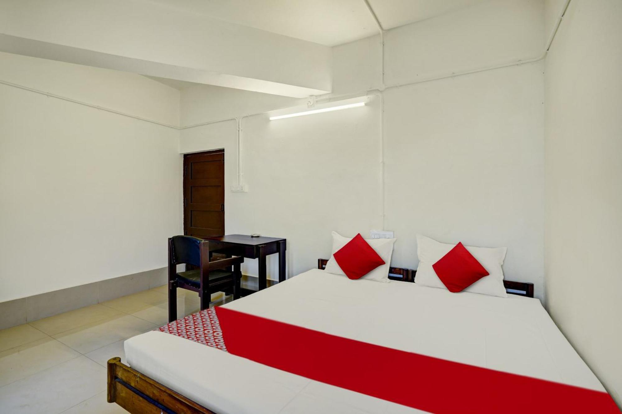 Super Hotel O Ceasar Palace Annex Thodupuzha Luaran gambar